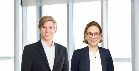 Portaitfoto: Prof. Dr. Florian Schacht (links) und mit Prof. Dr. Marita Friesen (rechts)